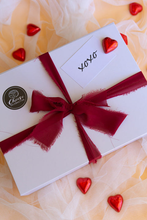 "Love At First Bite" - A Luxurious Romantic Celebration Cheese Hamper